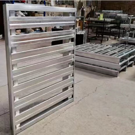 �������������бP